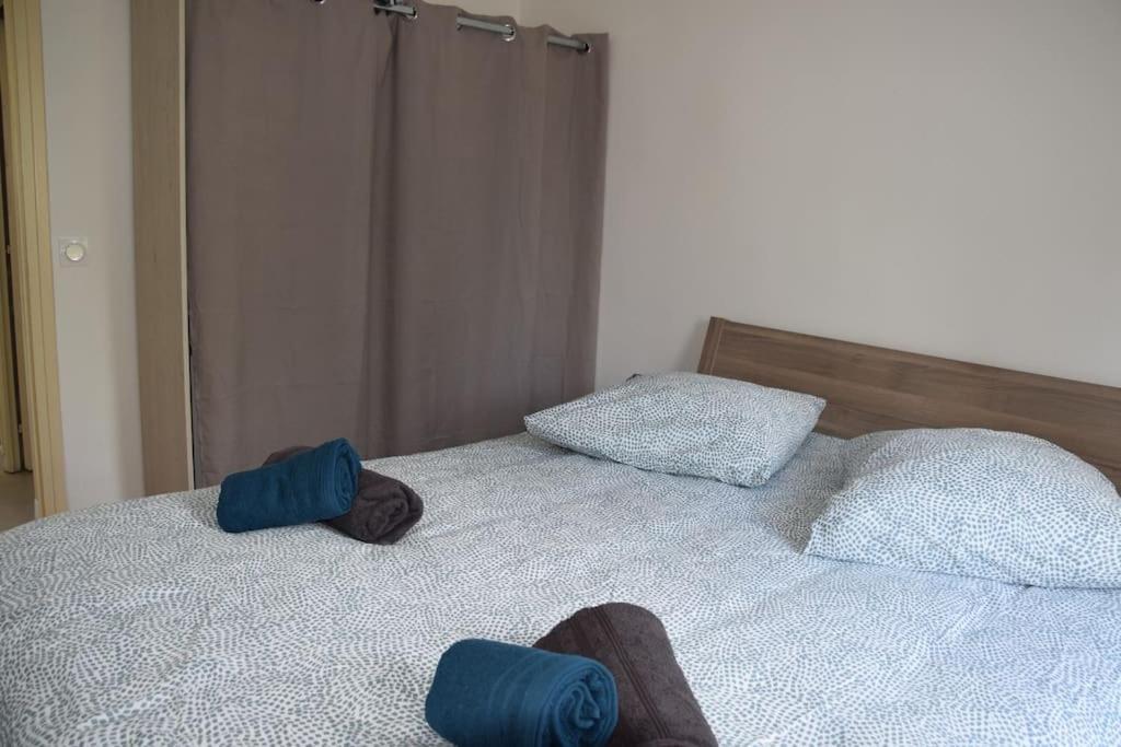 Elegant T2 A Bron, Tramway A 2Min, Box Parking, 4Personnes Apartment Exterior foto
